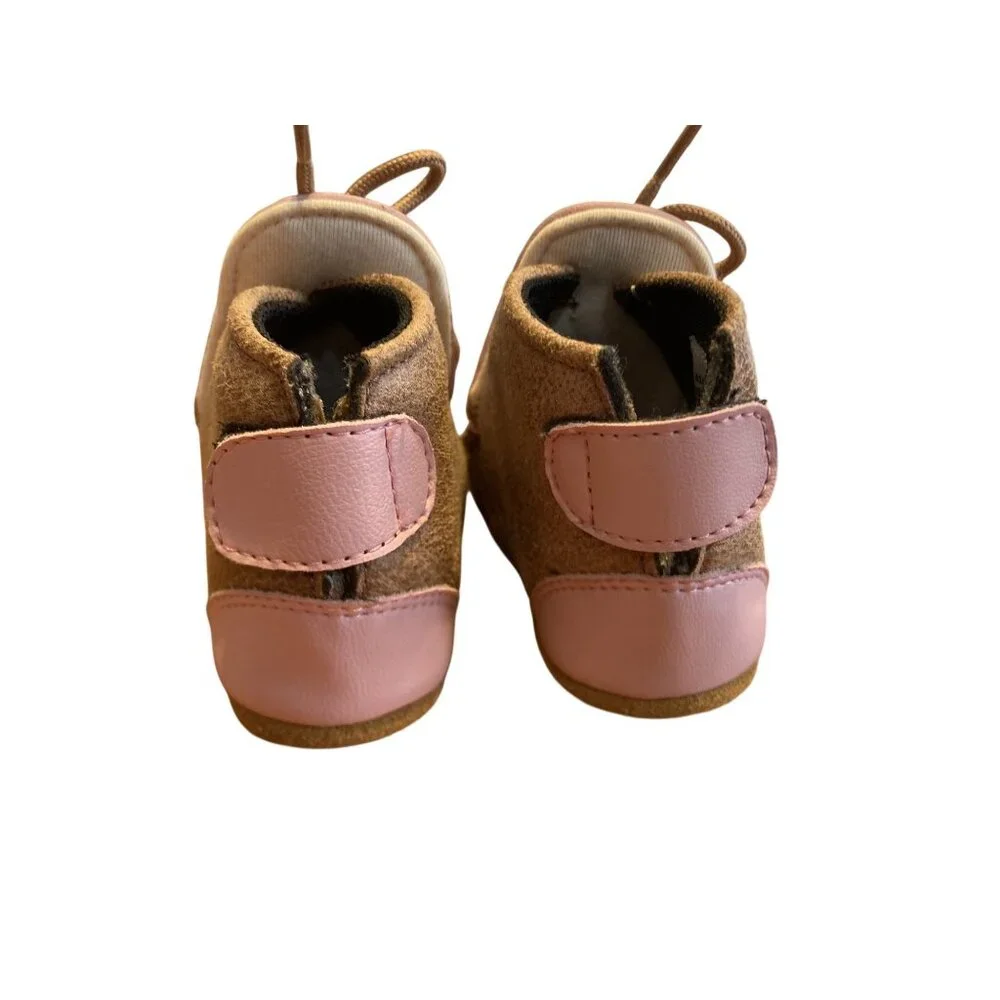 Old West Baby Moccasins With Cactus Embroidery & Soft Soles Pink & Brown Size 4